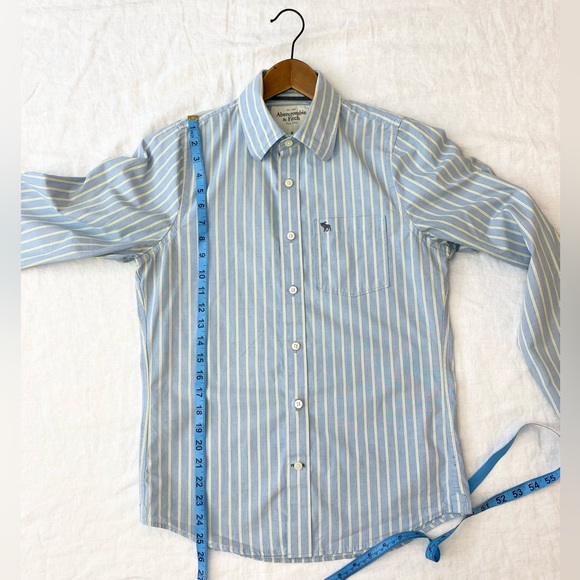 Men’s Abercrombie & Fitch Striped Dress Shirt - Picture 5 of 11